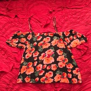 🌺Billabong off the shoulder top🌺